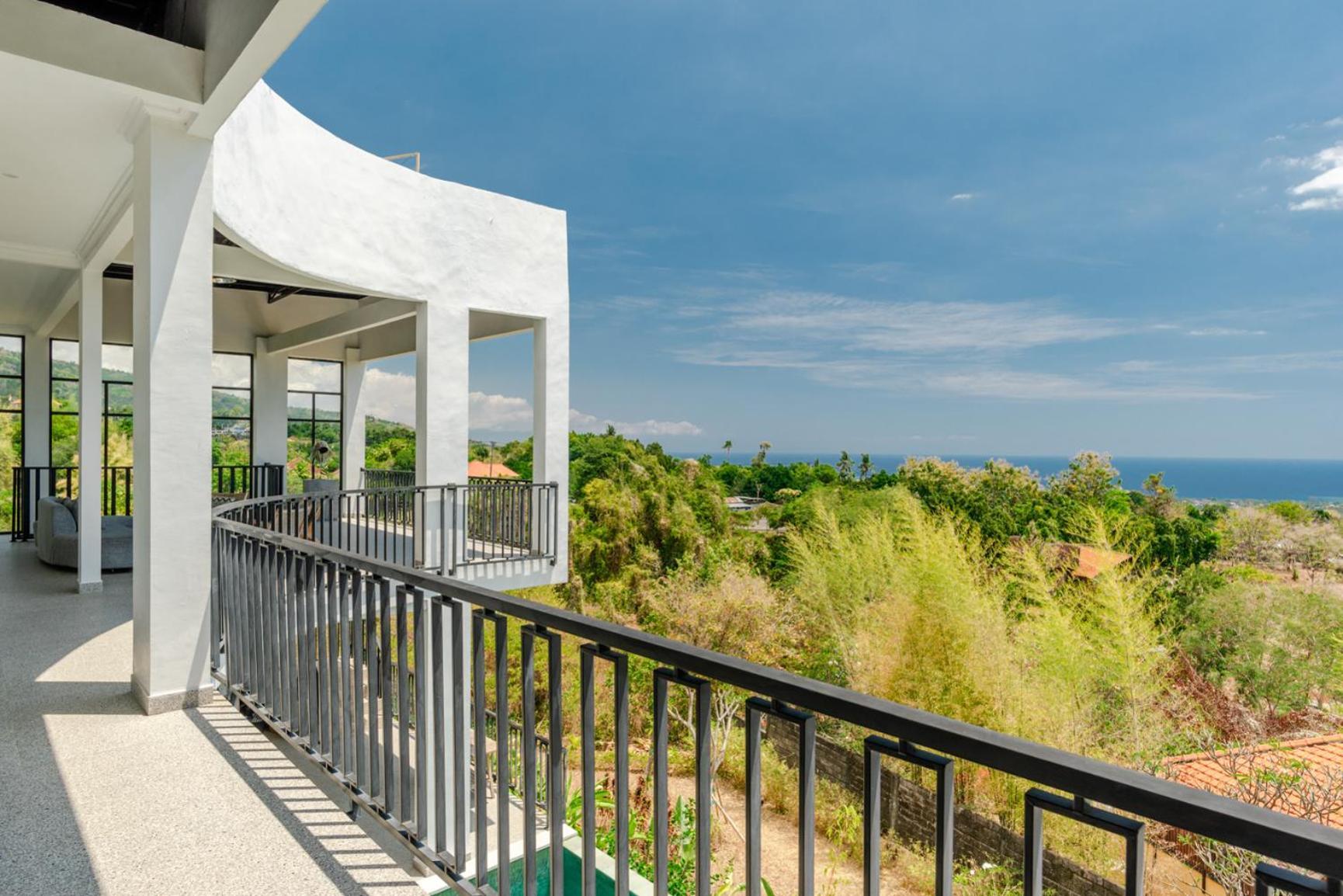 Вилла The Hacienda Lovina Экстерьер фото