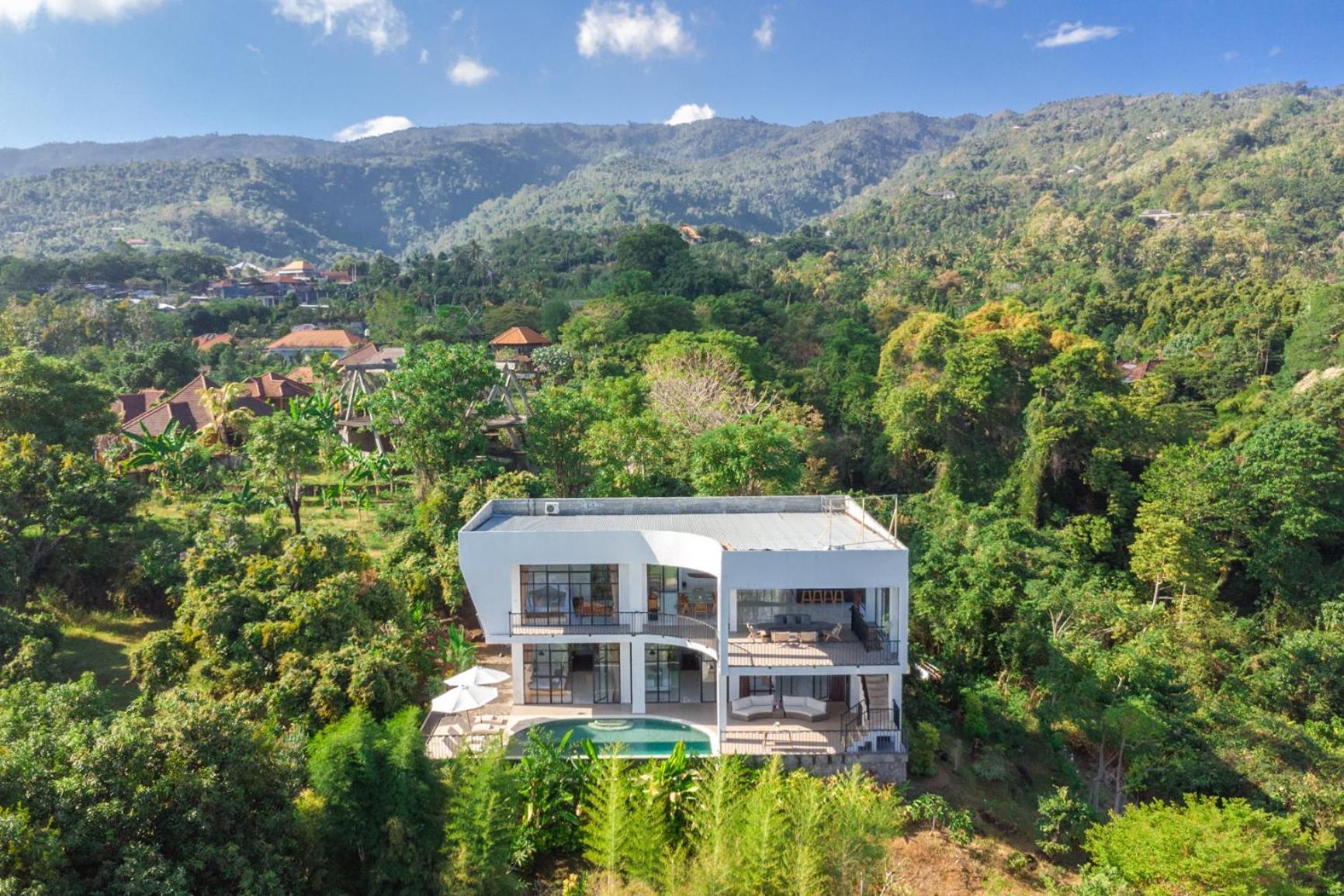 Вилла The Hacienda Lovina Экстерьер фото